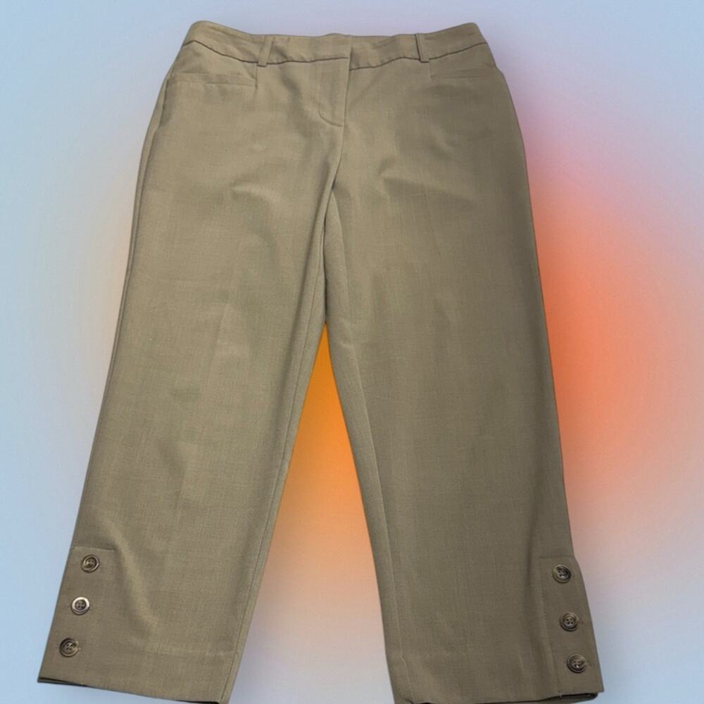 ROZ & ALI Women’s 4 Tan Crop Pant